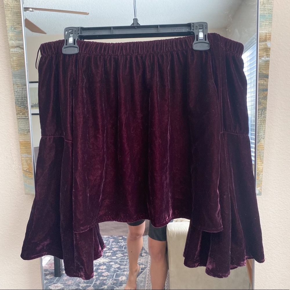 Velvet Off Shoulder Top Size S